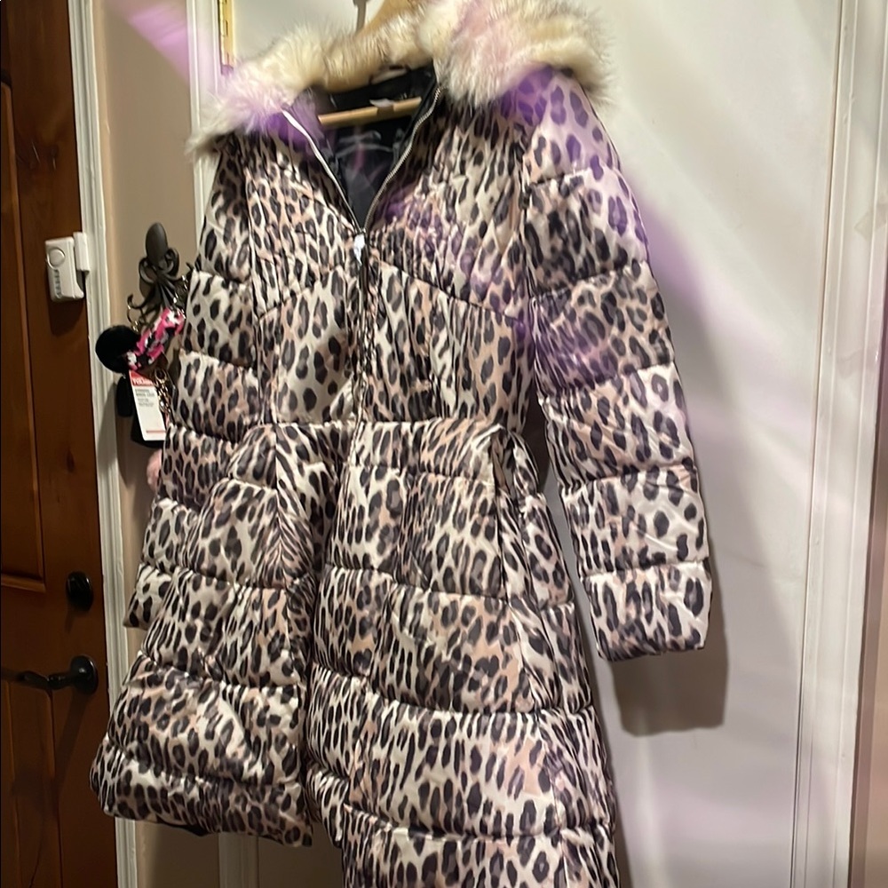 VENUS Leopard Puffer Coat with Faux Fur Trim